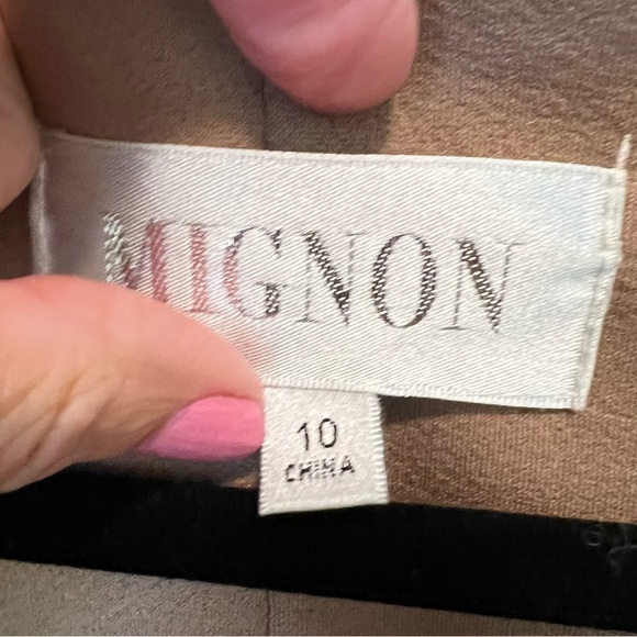 Mignon Brown Cropped Blazer - Picture 9 of 10